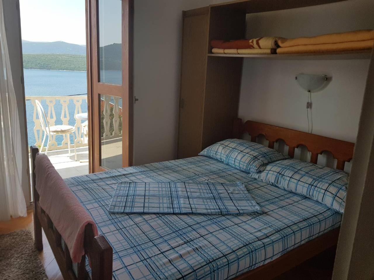 Apartmani Bajgoric 内乌姆 外观 照片
